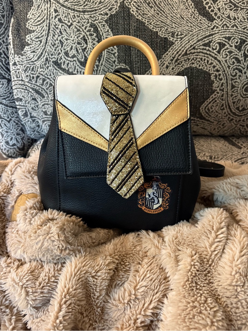 Hufflepuff Black and Gold Mini Backpack Harry Potter mini
